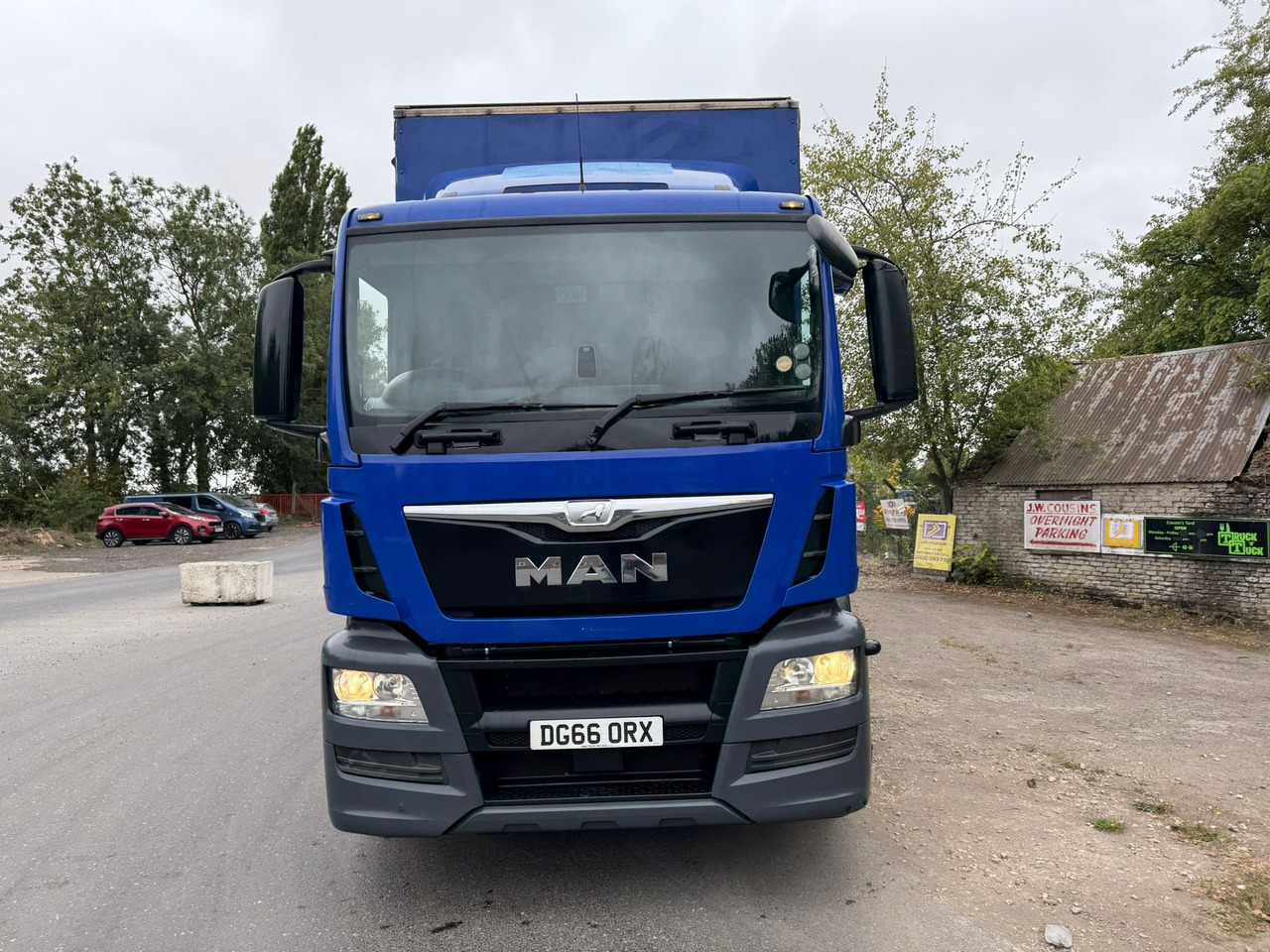 2016 MAN TGS 26 Curtainside Truck - Camión lona: foto 3 2016 MAN TGS 26 Curtainside Truck - Camión lona: foto 3