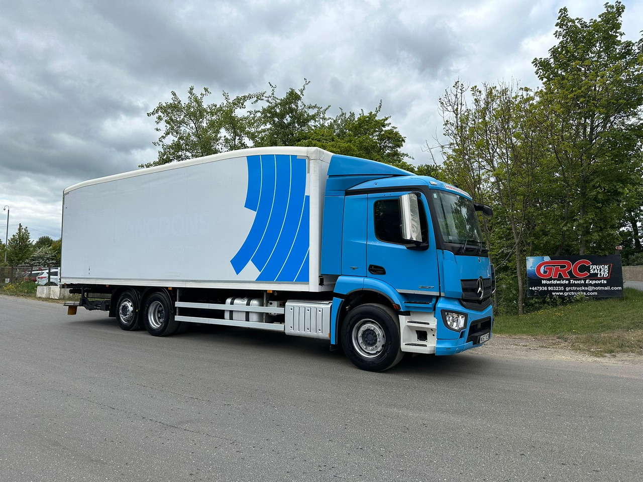 2017 Mercedes Antos 2527 Refrigerated Truck - Camión frigorífico: foto 5 2017 Mercedes Antos 2527 Refrigerated Truck - Camión frigorífico: foto 5