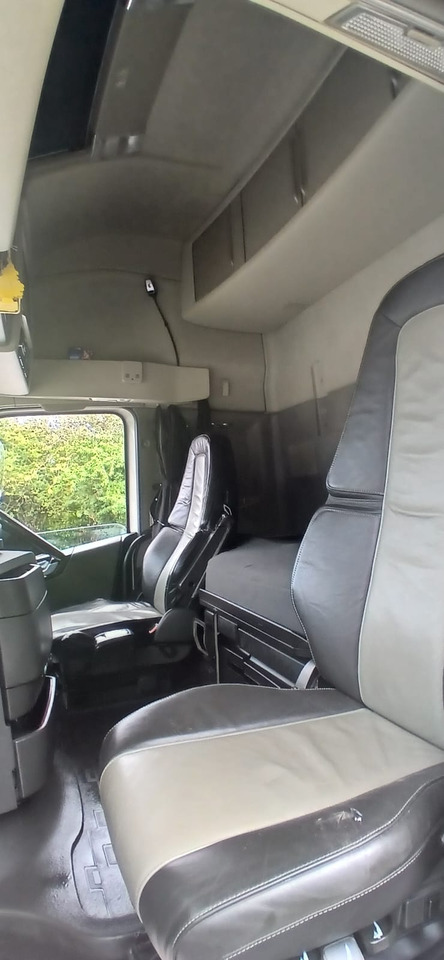 Cabeza tractora 2015 Volvo FH 500 Tractor Unit: foto 24