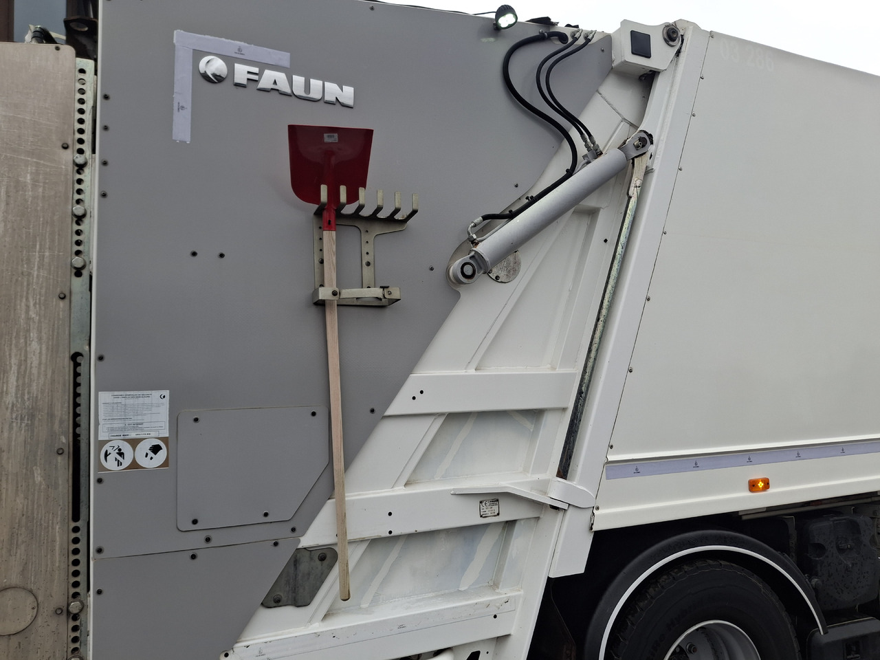 Camión de basura IVECO Eurocargo 190EL28  Śmieciarka EURO 6 Garbage Truck Mullwagen FAUN: foto 24