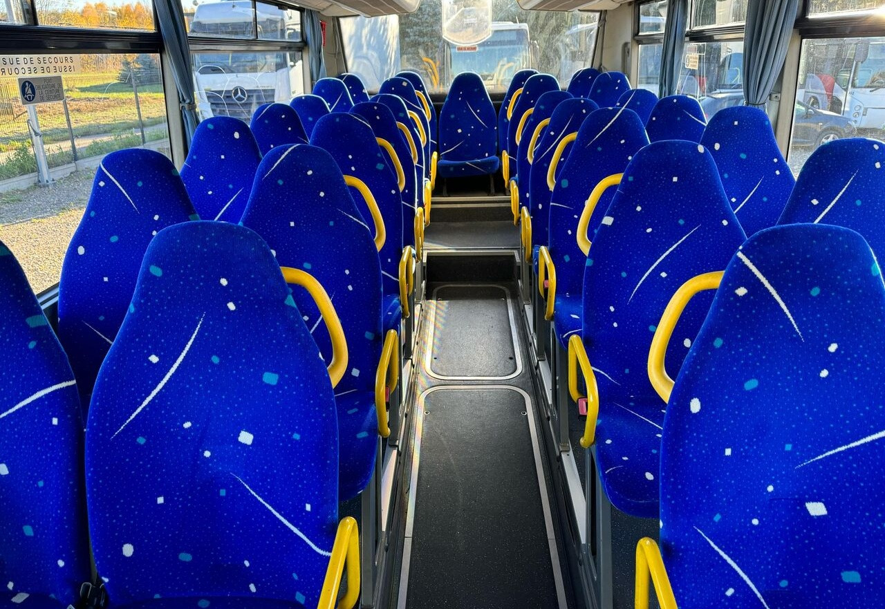 Autobús suburbano Mercedes-Benz Intouro/Manual/64 miejsca+23 stojące/Winda/Euro 5: foto 15