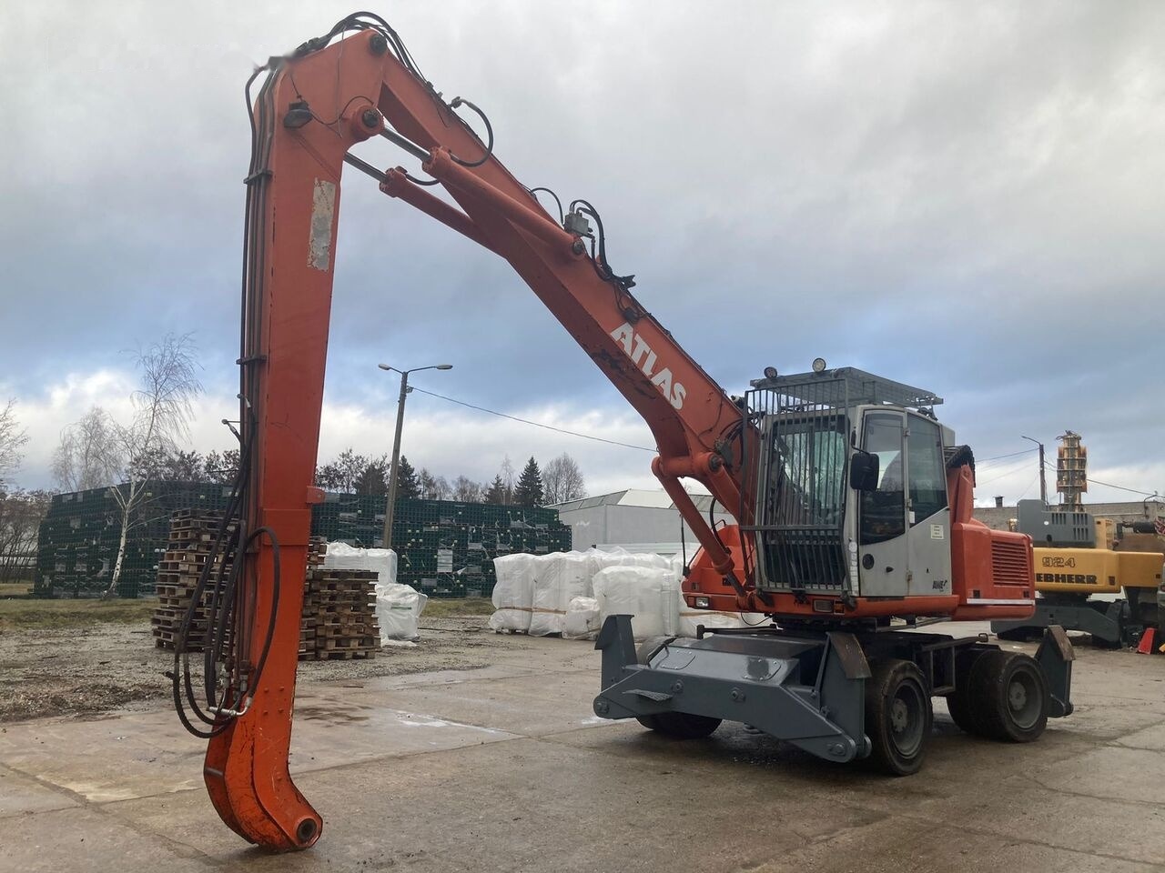 Atlas 1604 - Manipulador de materiales: foto 3 Atlas 1604 - Manipulador de materiales: foto 3