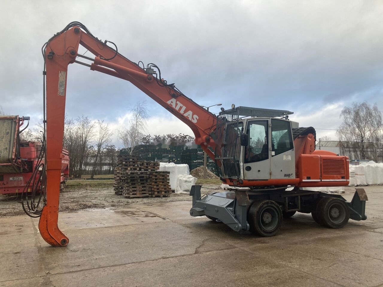 Atlas 1604 - Manipulador de materiales: foto 2 Atlas 1604 - Manipulador de materiales: foto 2