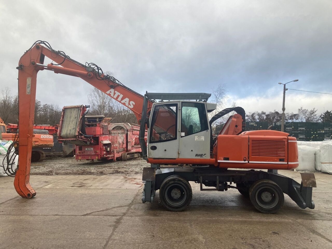 Atlas 1604 - Manipulador de materiales: foto 1 Atlas 1604 - Manipulador de materiales: foto 1