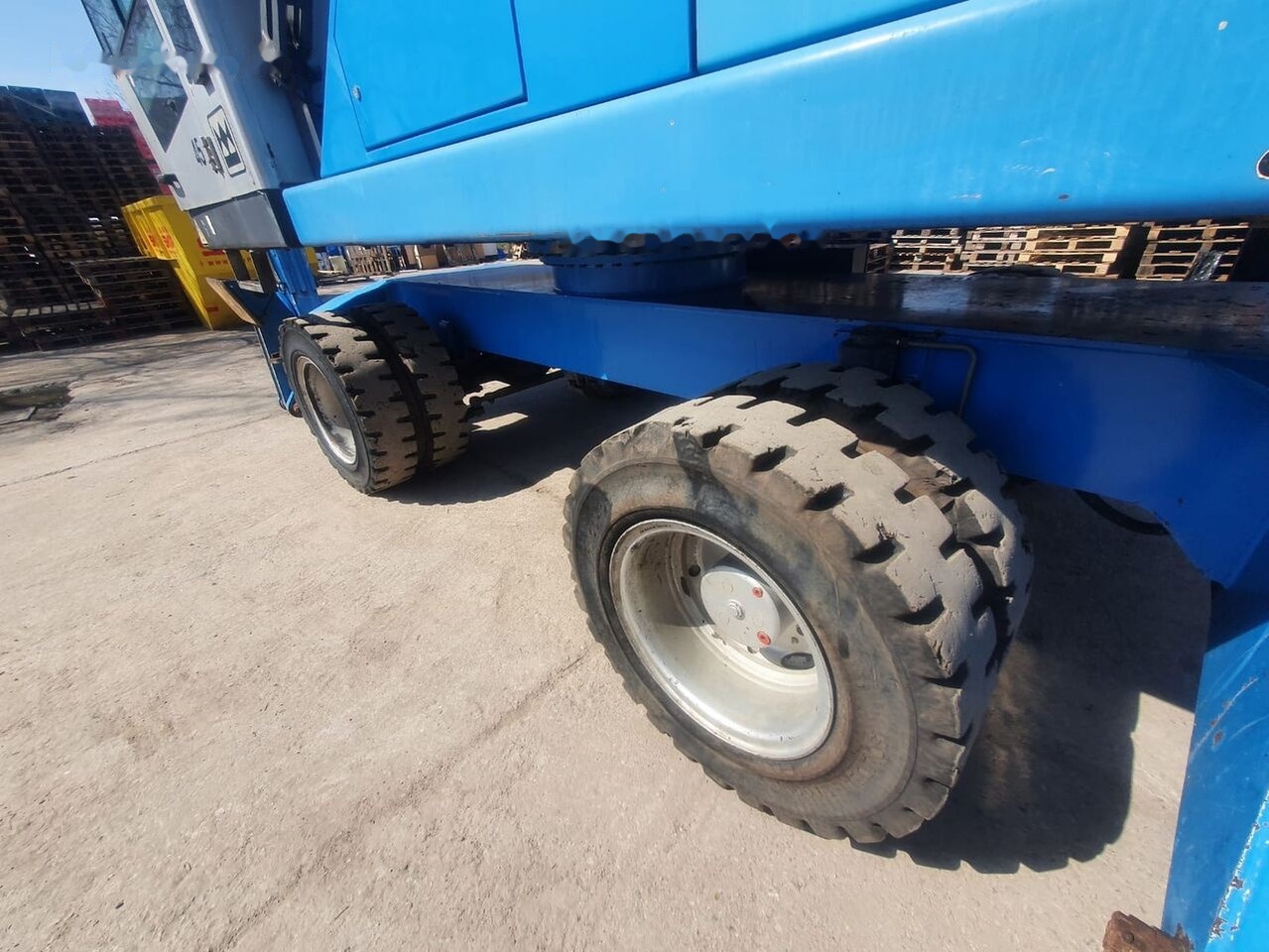 Manipulador de materiales Fuchs MHL 320 D MZS: foto 10