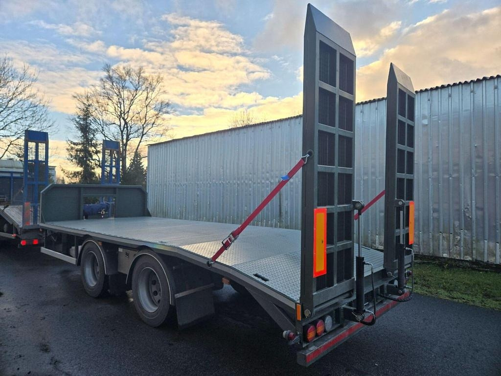 Fliegl NEW SUPERSTRUCTURE + VINCH - Remolque plataforma/ Caja abierta: foto 2 Fliegl NEW SUPERSTRUCTURE + VINCH - Remolque plataforma/ Caja abierta: foto 2