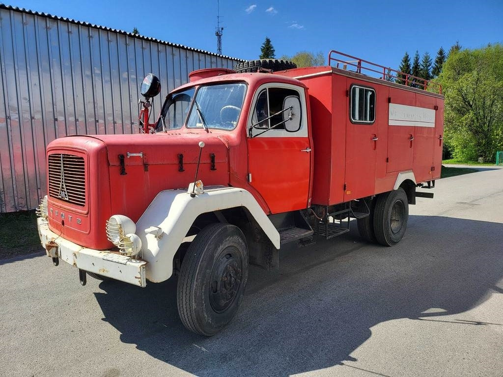 Magirus Deutz 125D 10A 4X4 91kW - Camión de bomberos: foto 1 Magirus Deutz 125D 10A 4X4 91kW - Camión de bomberos: foto 1