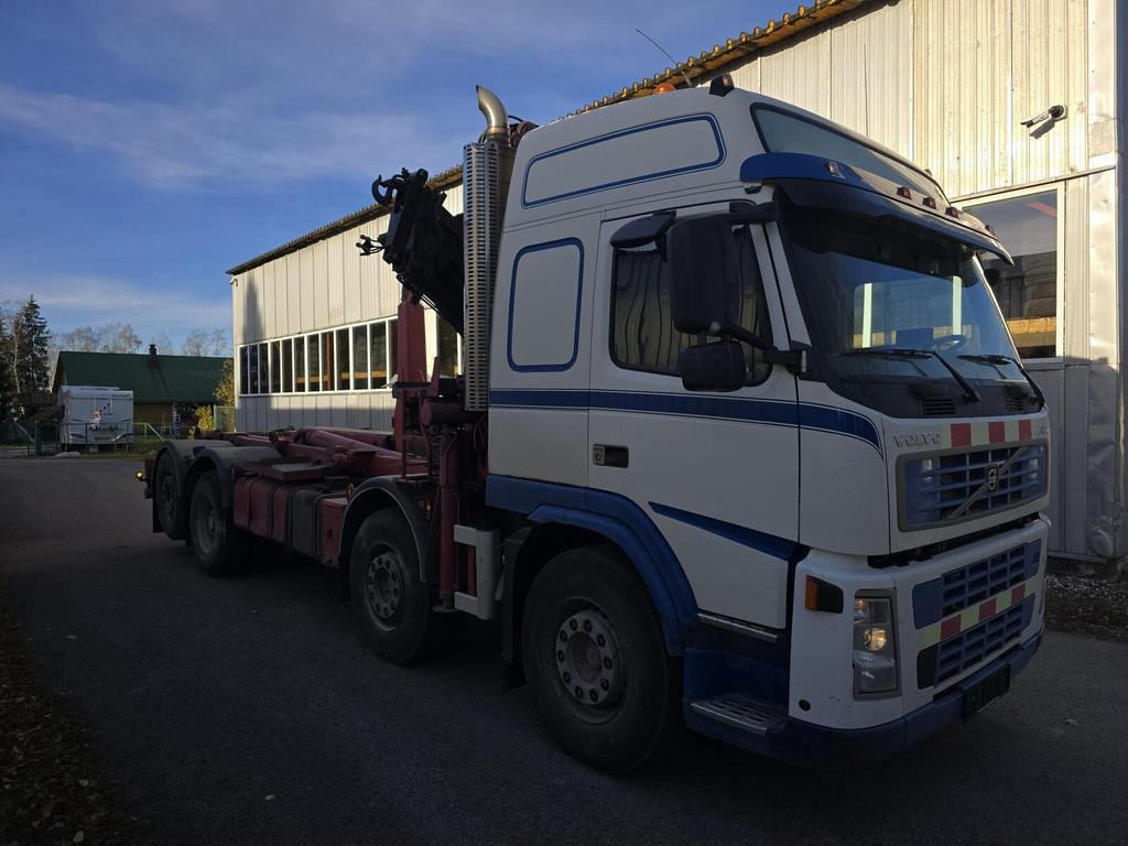 Volvo FM12 420 8X2 HMF 2220 K4  - Camión multibasculante: foto 4 Volvo FM12 420 8X2 HMF 2220 K4  - Camión multibasculante: foto 4