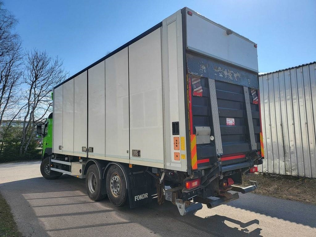 Volvo FM410 6X2 CARRIER SIDEOPENING - Camión frigorífico: foto 5 Volvo FM410 6X2 CARRIER SIDEOPENING - Camión frigorífico: foto 5