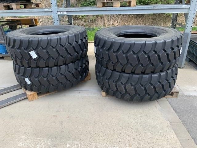 Goodyear RT3B 17.5 R25 - Neumático para Maquinaria de construcción: foto 2 Goodyear RT3B 17.5 R25 - Neumático para Maquinaria de construcción: foto 2