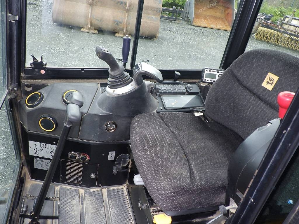 Miniexcavadora JCB 19 C-1: foto 10