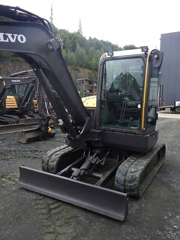 Volvo ECR 58 D mit Tiltrotator Steelwrist - Miniexcavadora: foto 2 Volvo ECR 58 D mit Tiltrotator Steelwrist - Miniexcavadora: foto 2