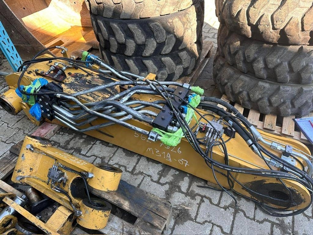 CAT 562-7526 / 525-9265 - Boom GP Stub - Brazo para Maquinaria de construcción: foto 1 CAT 562-7526 / 525-9265 - Boom GP Stub - Brazo para Maquinaria de construcción: foto 1