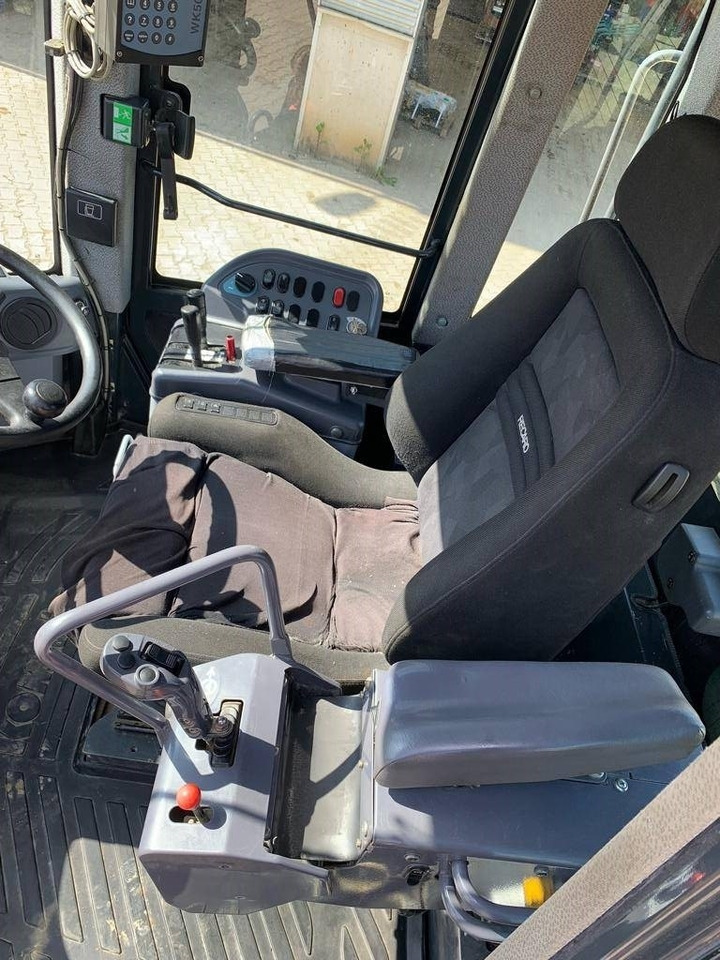 Cargadora de ruedas Komatsu WA 480-6: foto 10