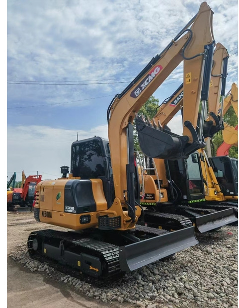 2021 XCMG XE60DA - Excavadora de cadenas: foto 1 2021 XCMG XE60DA - Excavadora de cadenas: foto 1