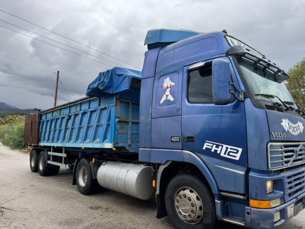 Volvo FH 12 420 - Camión volquete: foto 2 Volvo FH 12 420 - Camión volquete: foto 2