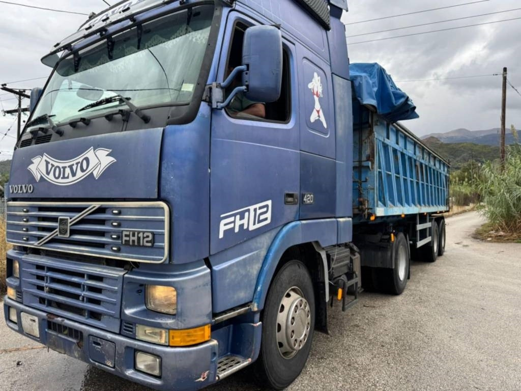Volvo FH 12 420 - Camión volquete: foto 5 Volvo FH 12 420 - Camión volquete: foto 5
