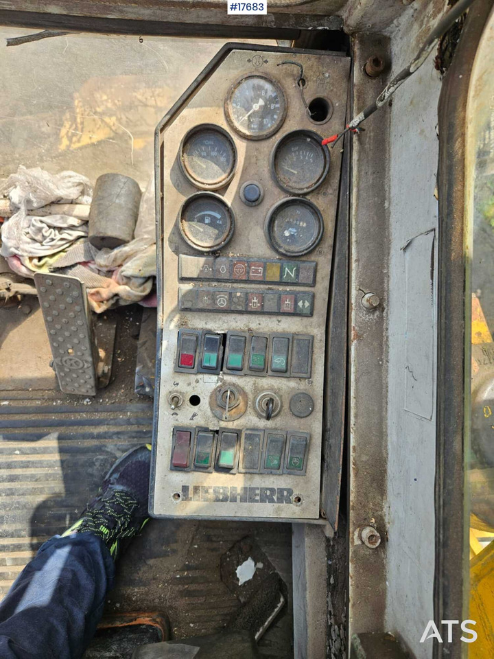 Manipulador de materiales 1988 Liebherr  912: foto 20