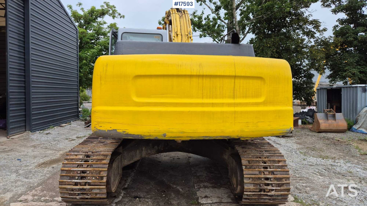 Leasing para  2005 New Holland E215 2005 New Holland E215: foto 16