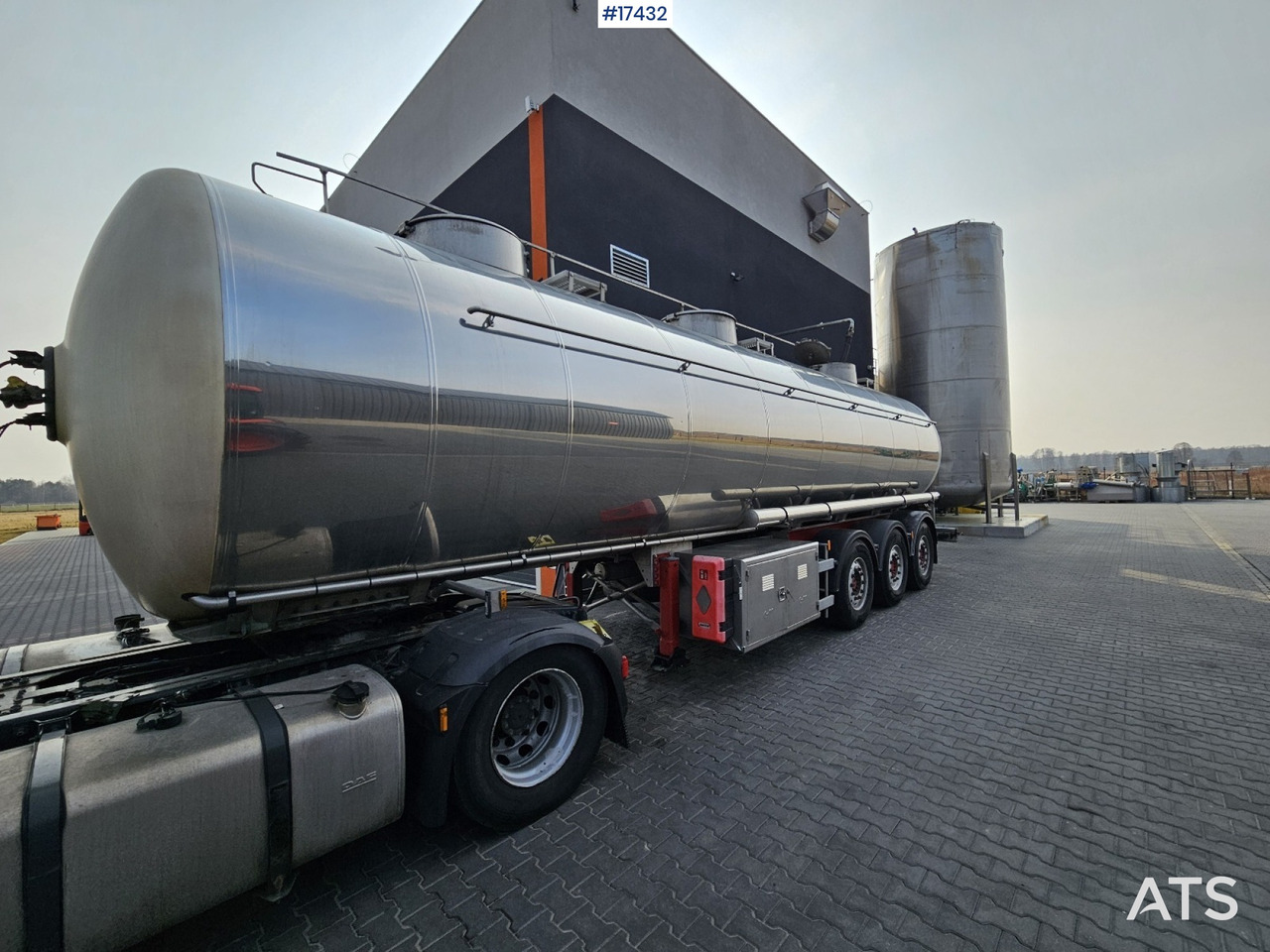 2006 Magyar SR34 food tanker - Semirremolque cisterna: foto 2 2006 Magyar SR34 food tanker - Semirremolque cisterna: foto 2