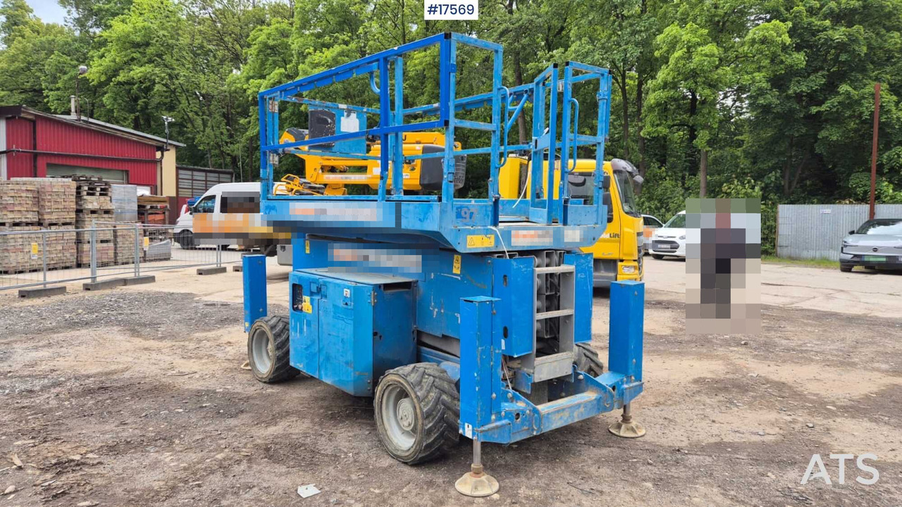 2014 Genie 4069 RT/ Podest spalinowy - Plataforma elevadora: foto 2 2014 Genie 4069 RT/ Podest spalinowy - Plataforma elevadora: foto 2
