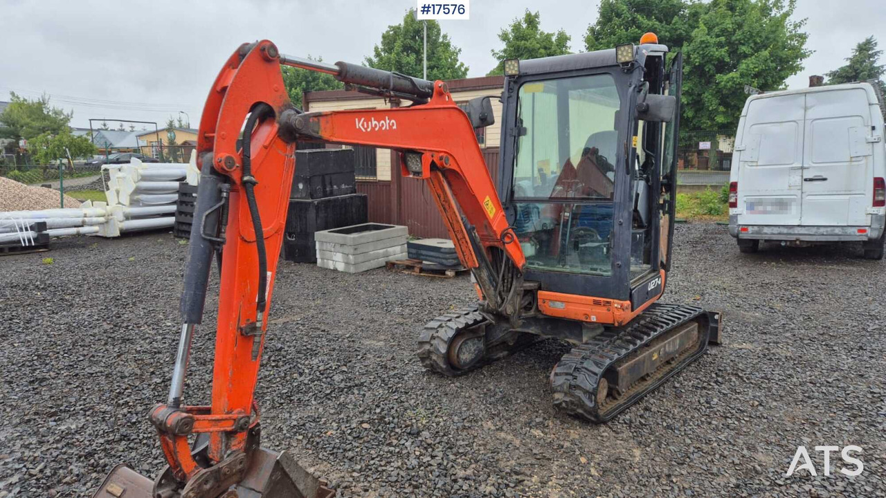 2014 Kubota U27-4 - Miniexcavadora: foto 2 2014 Kubota U27-4 - Miniexcavadora: foto 2