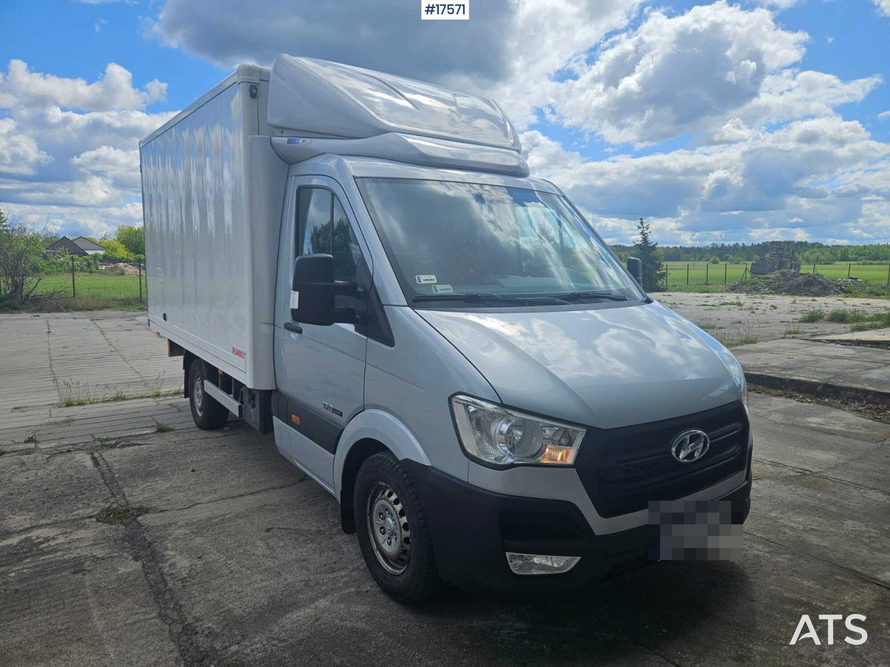 2016 Hyundai H350 - Furgoneta caja cerrada: foto 2 2016 Hyundai H350 - Furgoneta caja cerrada: foto 2