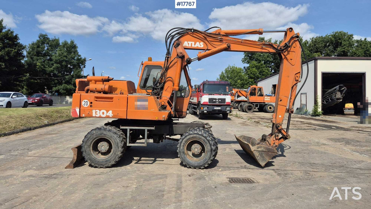 ATLAS 1304 wheeled excavator (1993) - Excavadora de ruedas: foto 4 ATLAS 1304 wheeled excavator (1993) - Excavadora de ruedas: foto 4