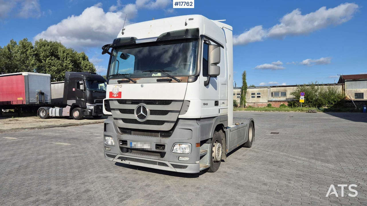 MERCEDES-BENZ 1846 tractor unit (2012) - Cabeza tractora: foto 1 MERCEDES-BENZ 1846 tractor unit (2012) - Cabeza tractora: foto 1