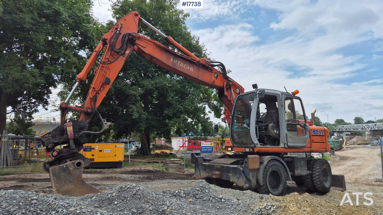 HITACHI EW 165W (2000) ROTOTILT Wheel Excavator - Excavadora de ruedas: foto 3 HITACHI EW 165W (2000) ROTOTILT Wheel Excavator - Excavadora de ruedas: foto 3
