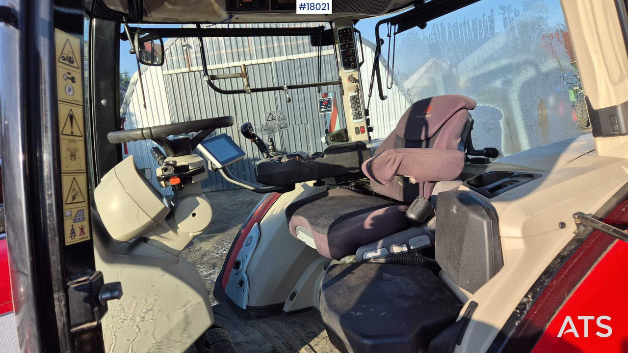 Tractor Massey Ferguson 8740S agricultural tractor (2019): foto 14