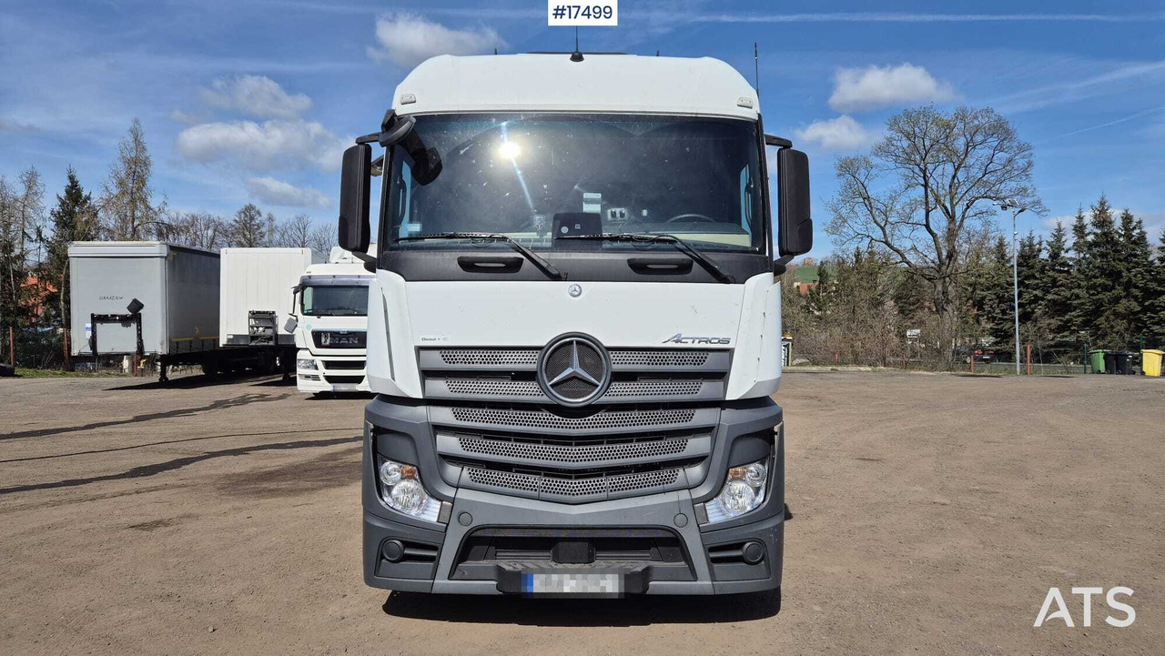 Truck tractor MERCEDES-BENZ ACTROS 1845 (2017) - Otros maquinaria: foto 2 Truck tractor MERCEDES-BENZ ACTROS 1845 (2017) - Otros maquinaria: foto 2