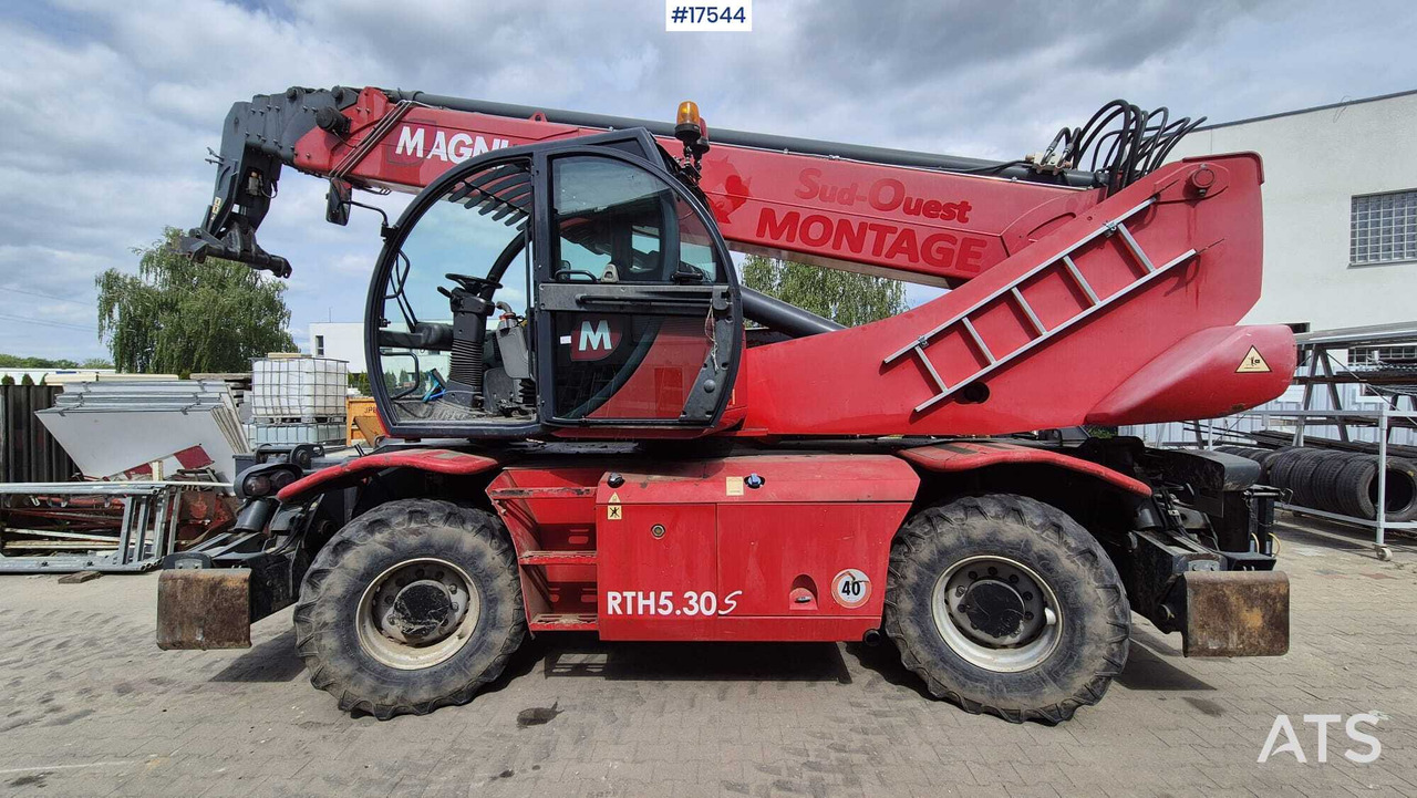 Rotating telescopic handler MAGNI RTH 5.30 SM/C (2016) ++++ - Manipulador telescópico: foto 5 Rotating telescopic handler MAGNI RTH 5.30 SM/C (2016) ++++ - Manipulador telescópico: foto 5