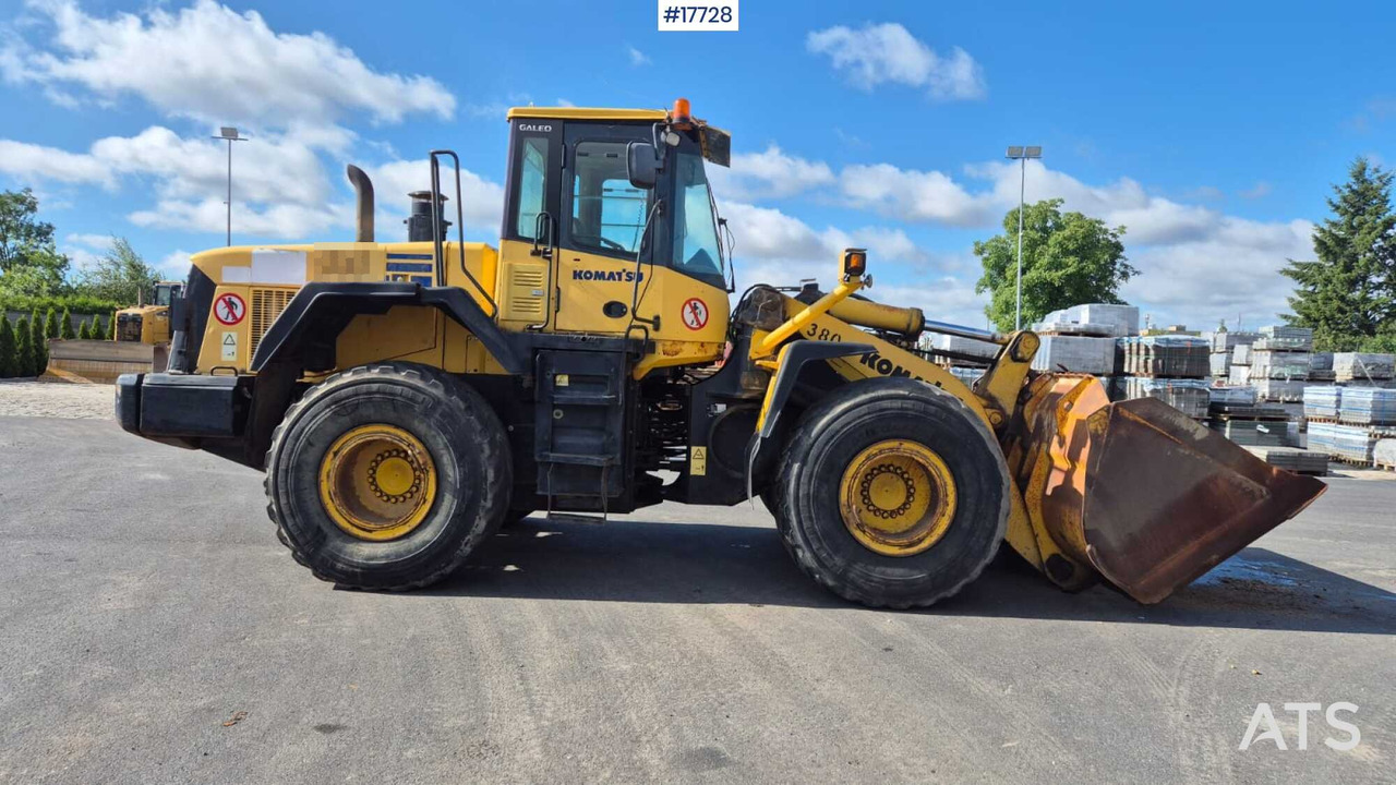 Wheel loader KOMATSU WA380-5H (2004) - Cargadora de ruedas: foto 2 Wheel loader KOMATSU WA380-5H (2004) - Cargadora de ruedas: foto 2