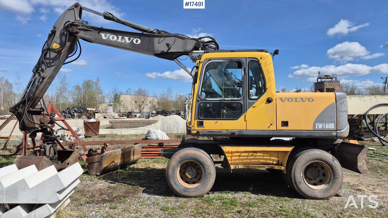 Wheeled excavator VOLVO EW 160B (2003) - Excavadora de ruedas: foto 3 Wheeled excavator VOLVO EW 160B (2003) - Excavadora de ruedas: foto 3