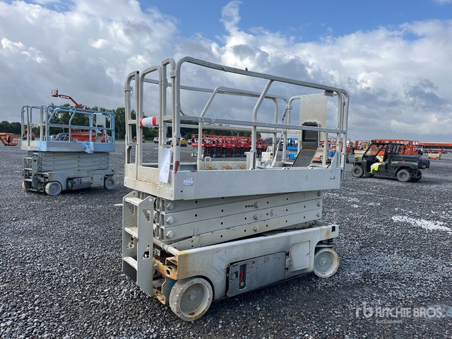 2008 Genie GS-2646 Electric Scissor Lift - Plataforma de tijeras: foto 3 2008 Genie GS-2646 Electric Scissor Lift - Plataforma de tijeras: foto 3