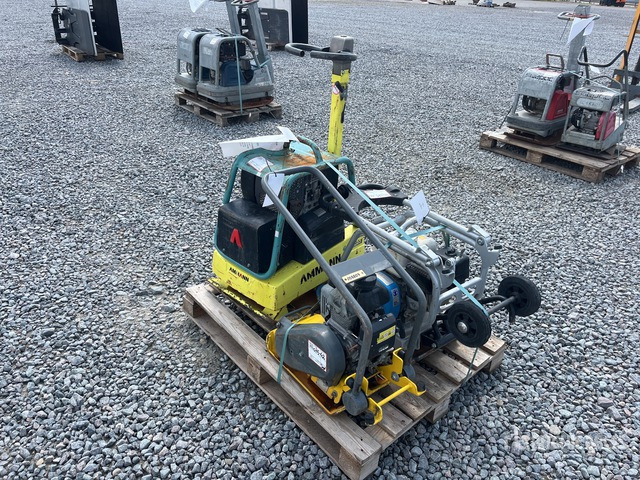 2008 Wacker Neuson VP1030A Vibratory Plate Compactor - Plancha reversible: foto 2 2008 Wacker Neuson VP1030A Vibratory Plate Compactor - Plancha reversible: foto 2