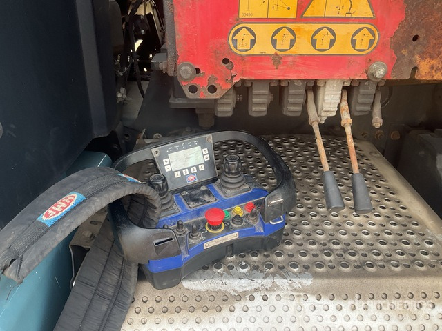 2012 Mercedes-Benz Actros 930.20 2012 HMF 3000-K3 Articulated Bo ... Flatbed Truck with Crane - Camión caja abierta, Camión grúa: foto 4 2012 Mercedes-Benz Actros 930.20 2012 HMF 3000-K3 Articulated Bo ... Flatbed Truck with Crane - Camión caja abierta, Camión grúa: foto 4