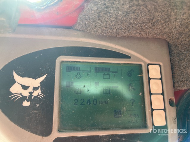 2013 Bobcat S130 Skid Steer Loader - Minicargadora: foto 4 2013 Bobcat S130 Skid Steer Loader - Minicargadora: foto 4