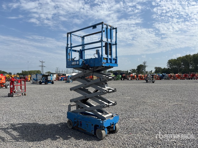 2014 Genie GS-1930 Electric Scissor Lift - Plataforma de tijeras: foto 4 2014 Genie GS-1930 Electric Scissor Lift - Plataforma de tijeras: foto 4