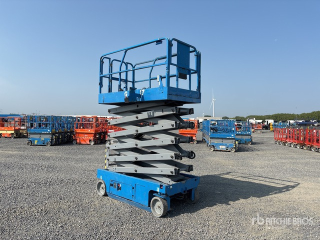2014 Genie GS-4047 Electric Scissor Lift - Plataforma de tijeras: foto 1 2014 Genie GS-4047 Electric Scissor Lift - Plataforma de tijeras: foto 1