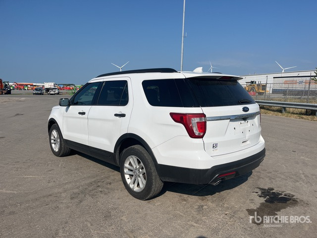 2015 Ford Explorer 4WD SUV - SUV/ Todoterreno: foto 1 2015 Ford Explorer 4WD SUV - SUV/ Todoterreno: foto 1