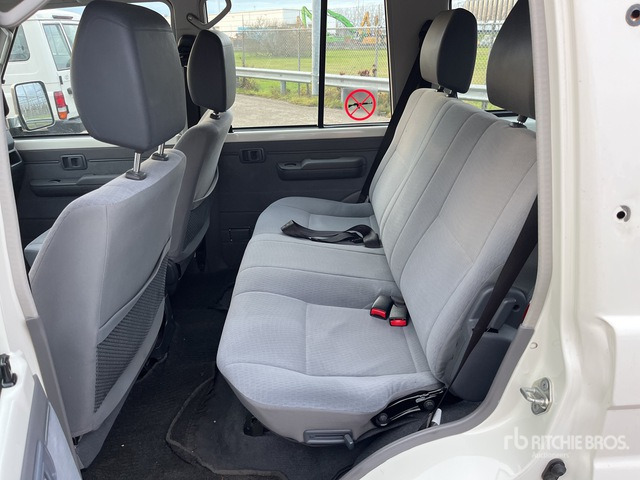 2020 Toyota Land Cruiser 4WD SUV - SUV/ Todoterreno: foto 5 2020 Toyota Land Cruiser 4WD SUV - SUV/ Todoterreno: foto 5