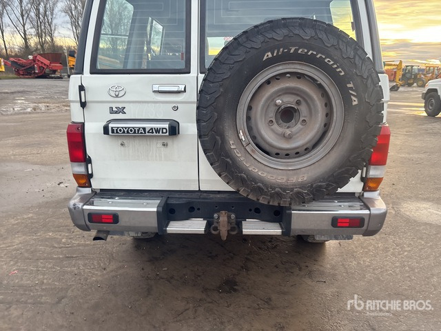 2020 Toyota Land Cruiser 4WD SUV - SUV/ Todoterreno: foto 5 2020 Toyota Land Cruiser 4WD SUV - SUV/ Todoterreno: foto 5