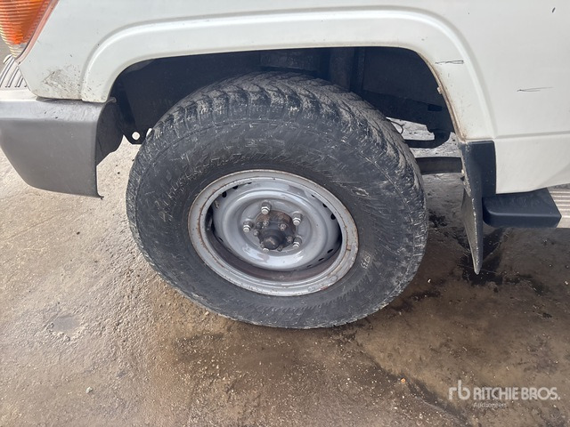 2020 Toyota Land Cruiser 4WD SUV - SUV/ Todoterreno: foto 4 2020 Toyota Land Cruiser 4WD SUV - SUV/ Todoterreno: foto 4