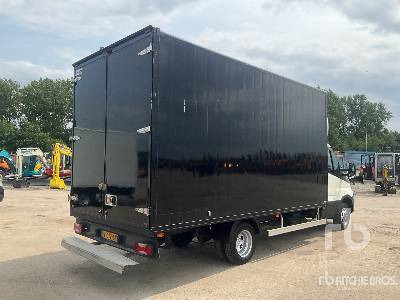 IVECO DAILY 35-C18 - Furgón: foto 3 IVECO DAILY 35-C18 - Furgón: foto 3