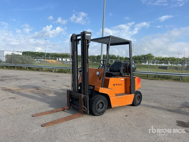 Still Forklift - Carretilla elevadora: foto 1 Still Forklift - Carretilla elevadora: foto 1