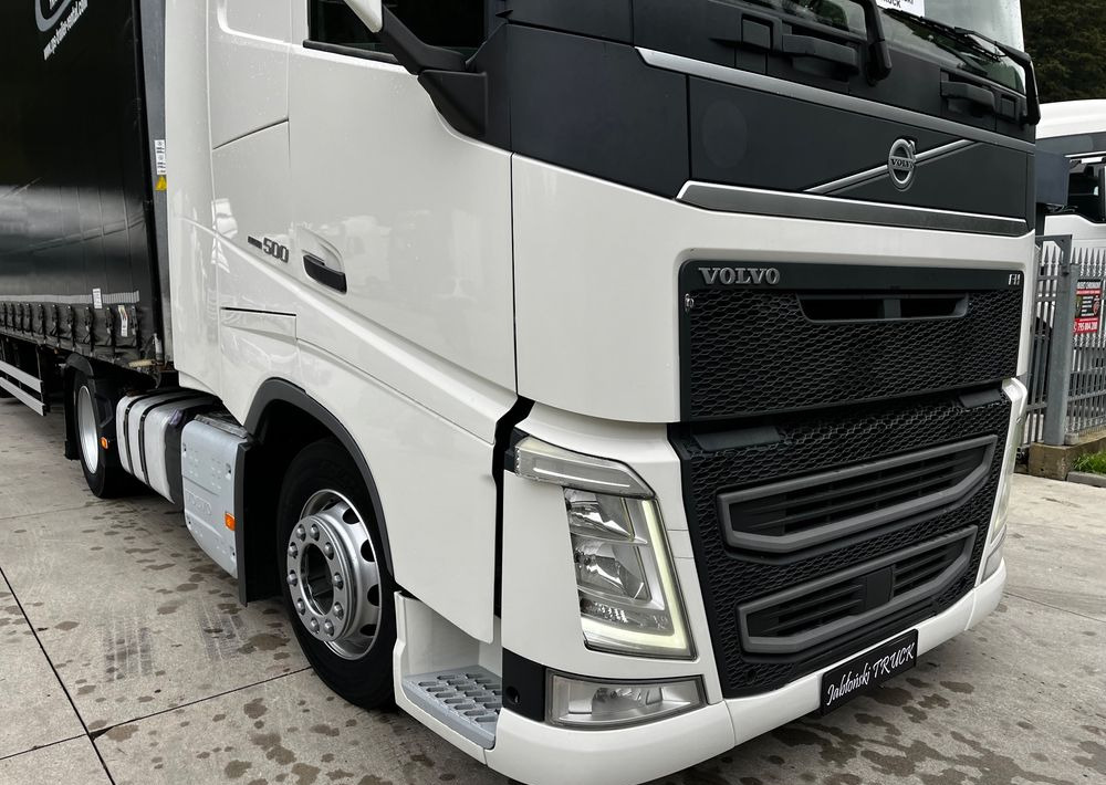 Volvo FH 500 Mega 2016 Rok + Fliegl 2017 // Oś podnoszona // Zestaw ! - Cabeza tractora, Semirremolque lona: foto 4 Volvo FH 500 Mega 2016 Rok + Fliegl 2017 // Oś podnoszona // Zestaw ! - Cabeza tractora, Semirremolque lona: foto 4