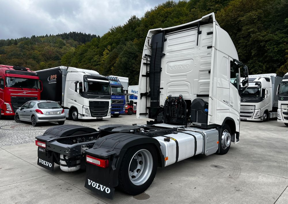 Volvo FH500 // Zamiana na starszy //New Face // Low Deck // Full Led // ACC // Globe XL // ParkClima // Zamiana za starszy - Cabeza tractora: foto 5 Volvo FH500 // Zamiana na starszy //New Face // Low Deck // Full Led // ACC // Globe XL // ParkClima // Zamiana za starszy - Cabeza tractora: foto 5