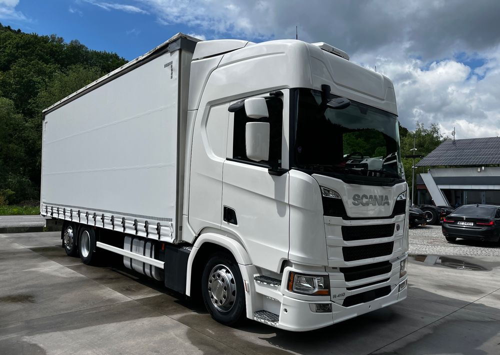 Scania R410 // 2018 Rok 6x2 // Retarder // Automat // Led // Navi // 77 // - Camión lona: foto 3 Scania R410 // 2018 Rok 6x2 // Retarder // Automat // Led // Navi // 77 // - Camión lona: foto 3